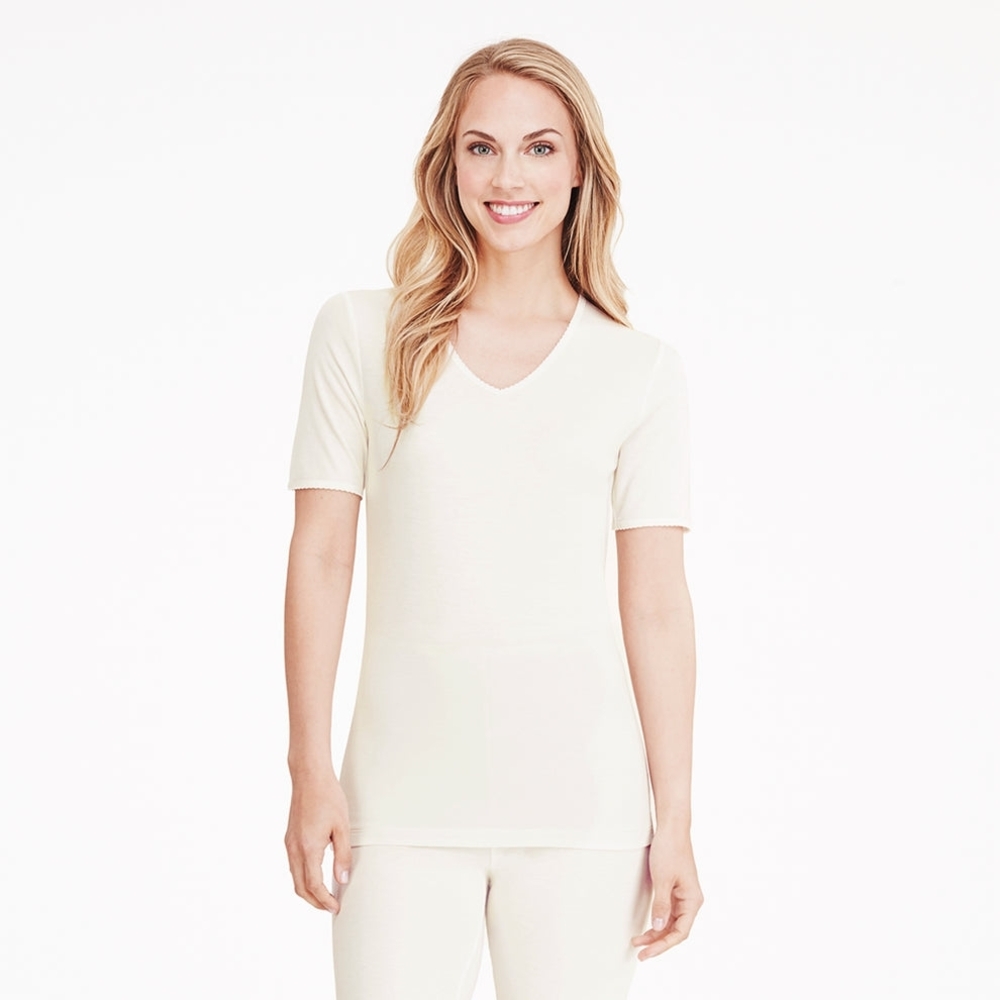 Cuddl Duds Women's Cream Short Sleeve V-Neck Tee